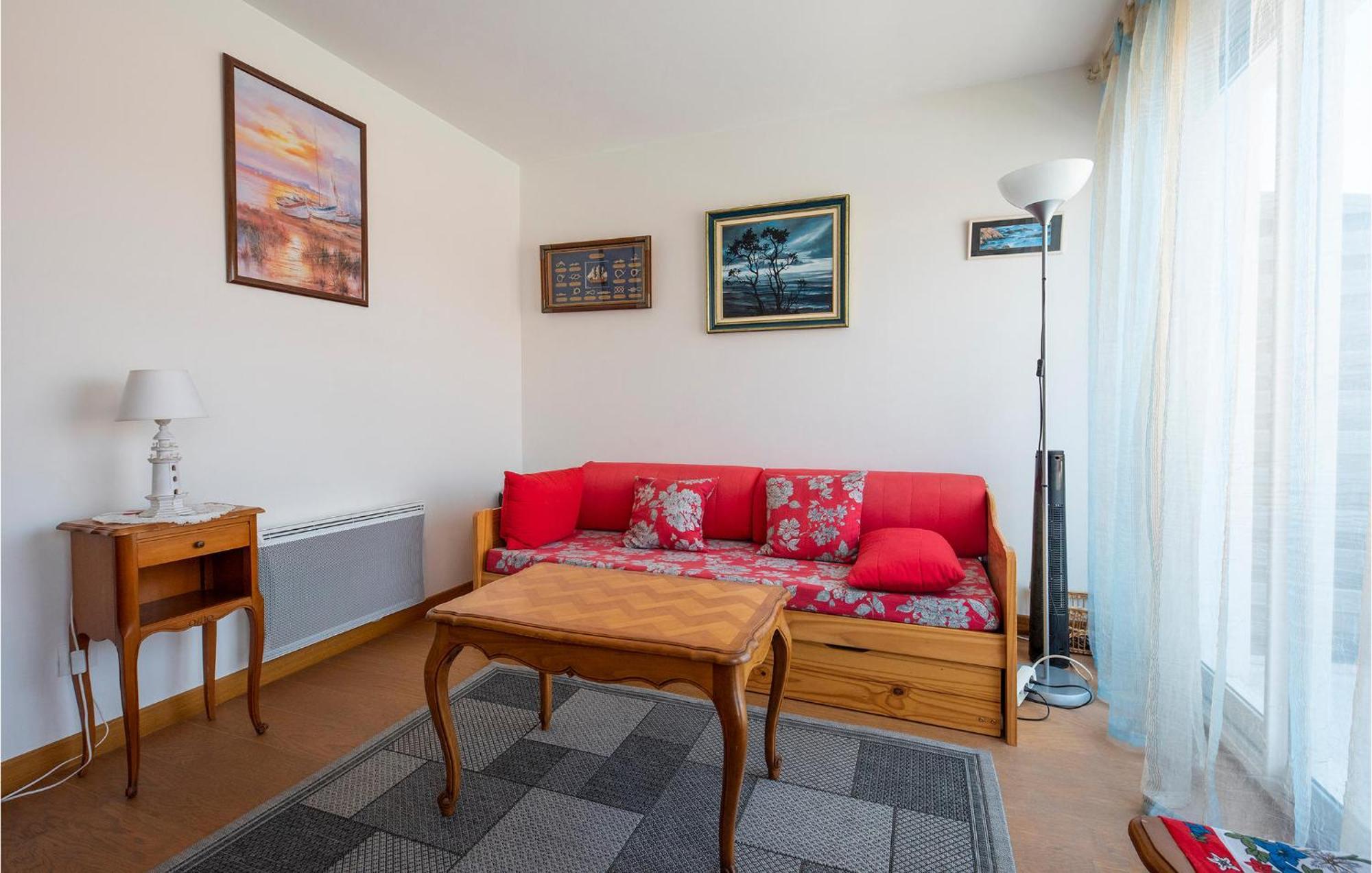 Gorgeous Apartment In Royan With Kitchen Exteriör bild